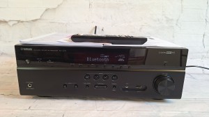 Yamaha z Wi-fi BT MusicCast RX-V479 5.1  ARC 